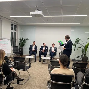 Закрытые экспертные сообщества