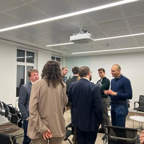 Карьерный нетворкинг и бизнес-поддержка